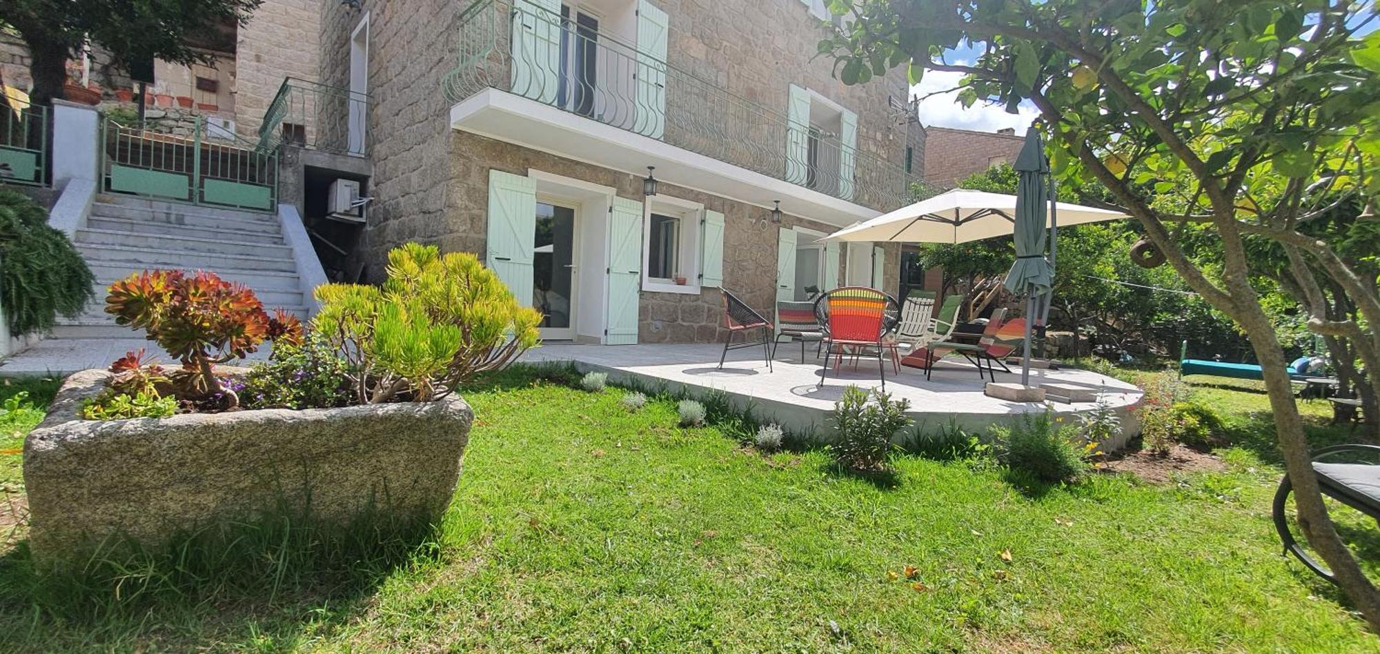 Charmant Appartement En Rez De Jardin Sartène Kültér fotó